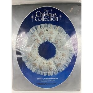 NIP Vtg 1985 Paragon Needlecraft The Christmas Collection 6849 HOLLY Wreath